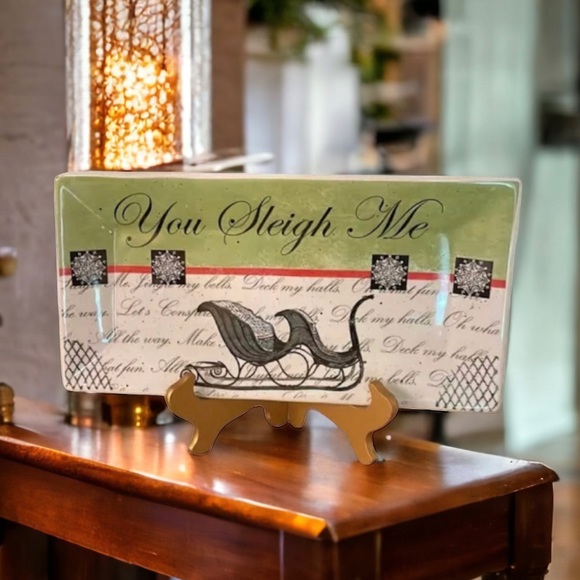 “You Sleigh Me” Christmas Platter by Muse Ware Pottery - Picture 11 of 11
